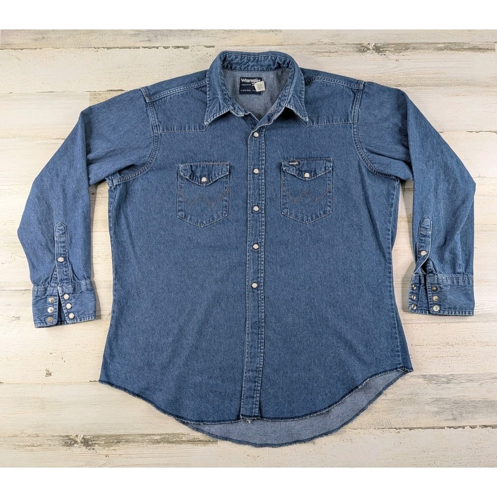 Vintage Wrangler Mens XL Blue Denim Pearl Snap Shirt USA Made Western 17.5 34